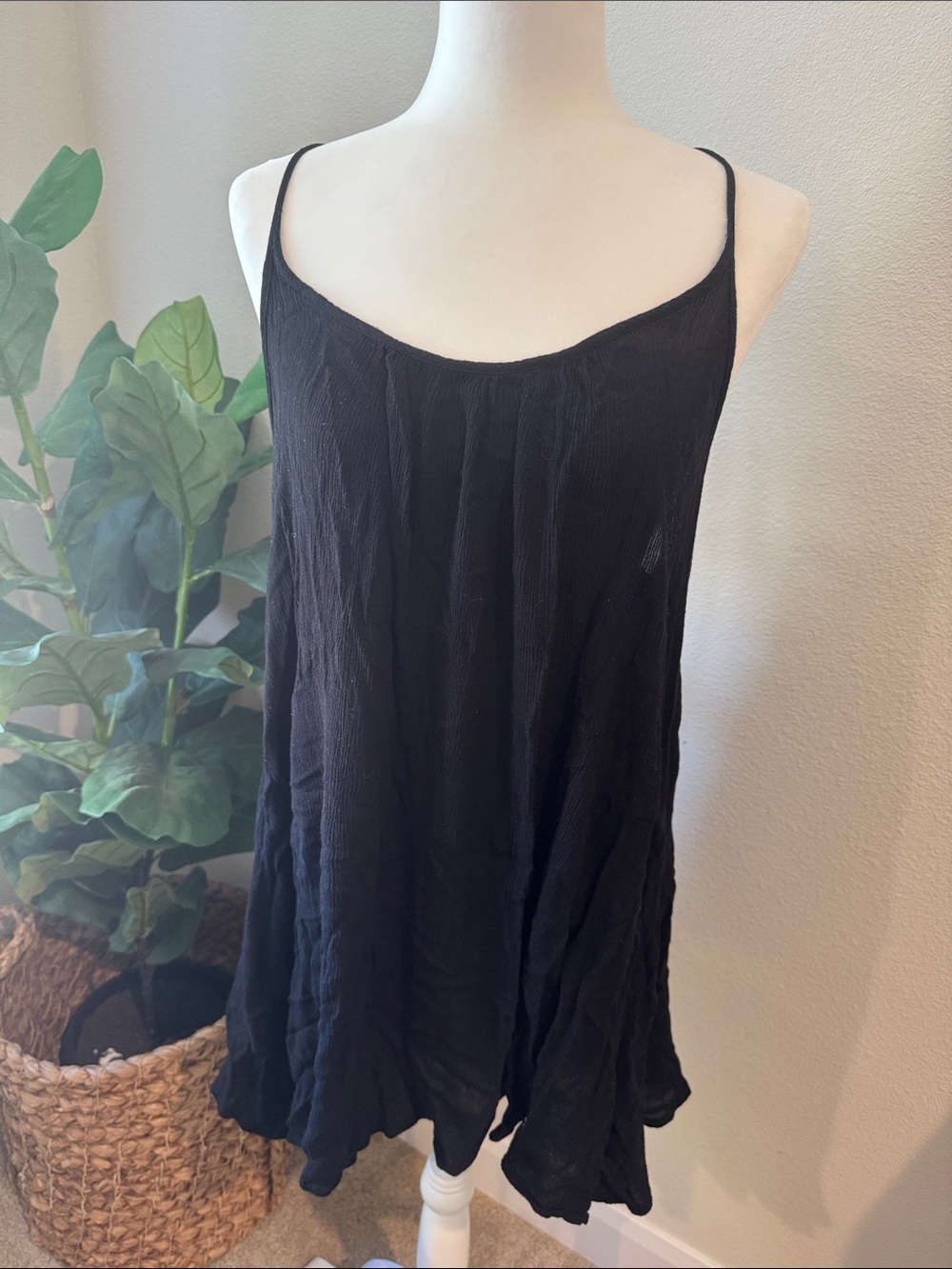 Roxy Black Strappy Swim Coverup Tank - Picture 6 of 8